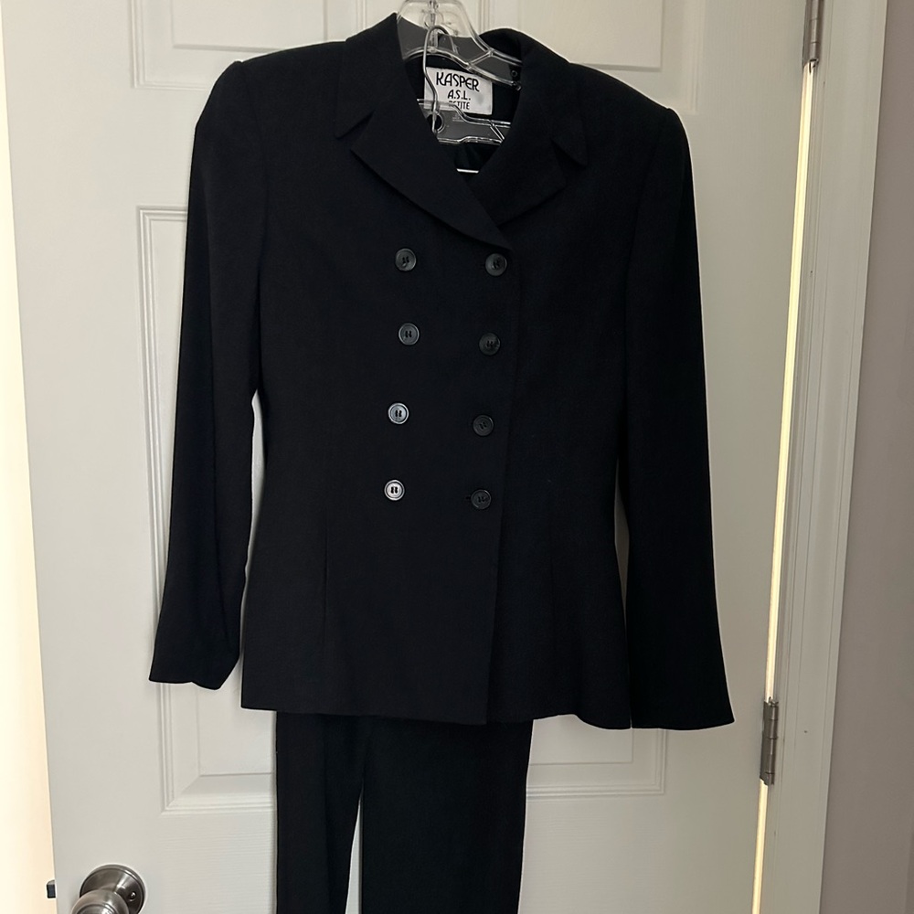 Vintage 90s women’s double breasted dark gray suit